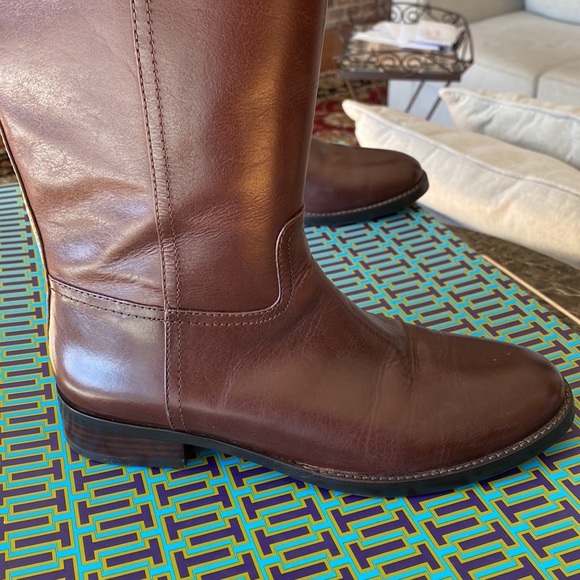 Tory Burch Almond Kierman Leather Logo Boot 7 - Picture 11 of 11